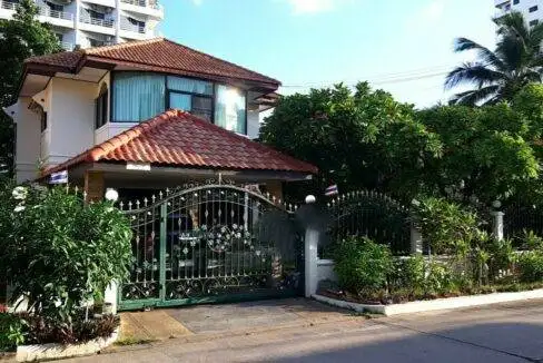 Maison de 4 chambres à vendre Pattaya
