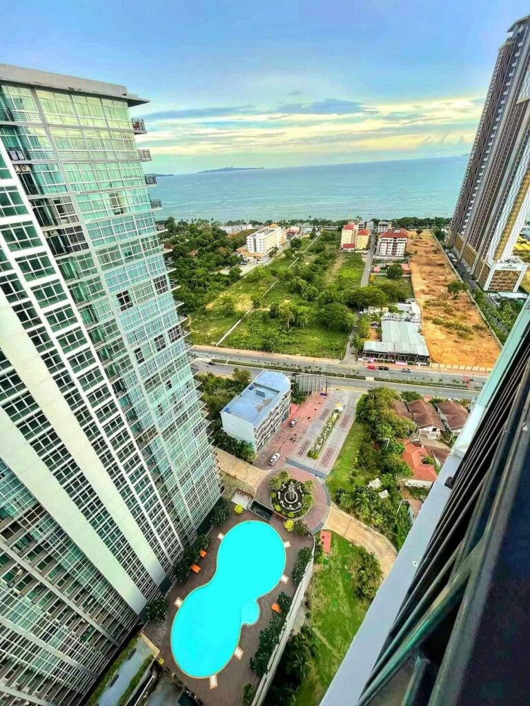 1 Bedroom Sea View/Pool View Condo For Rent Jomtien Pattaya