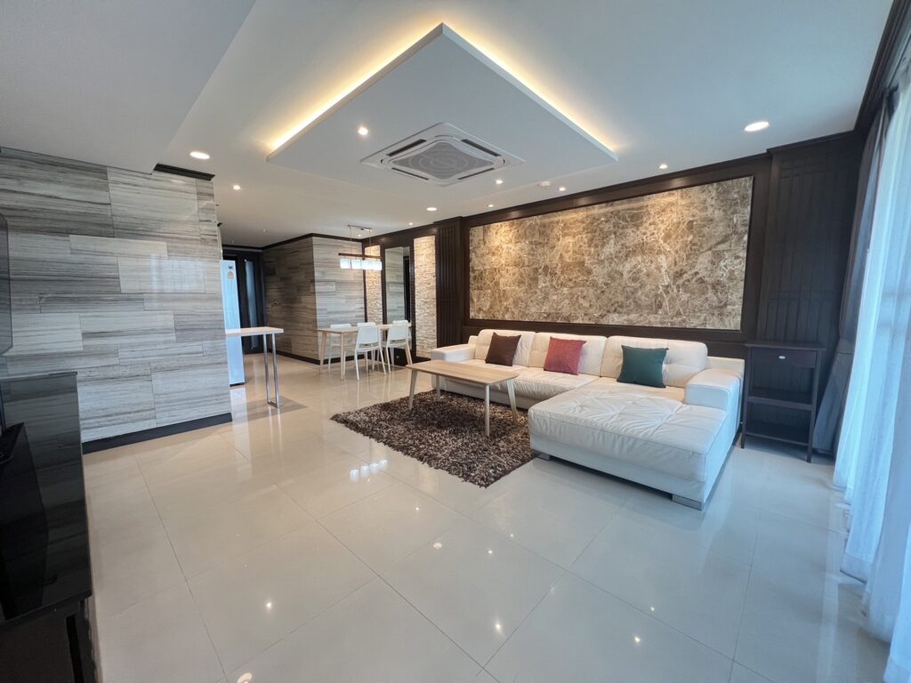 1 Bedroom Luxury Condo For Rent Central Pattaya