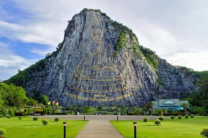 Khao Chi Chan Buddha Pattaya