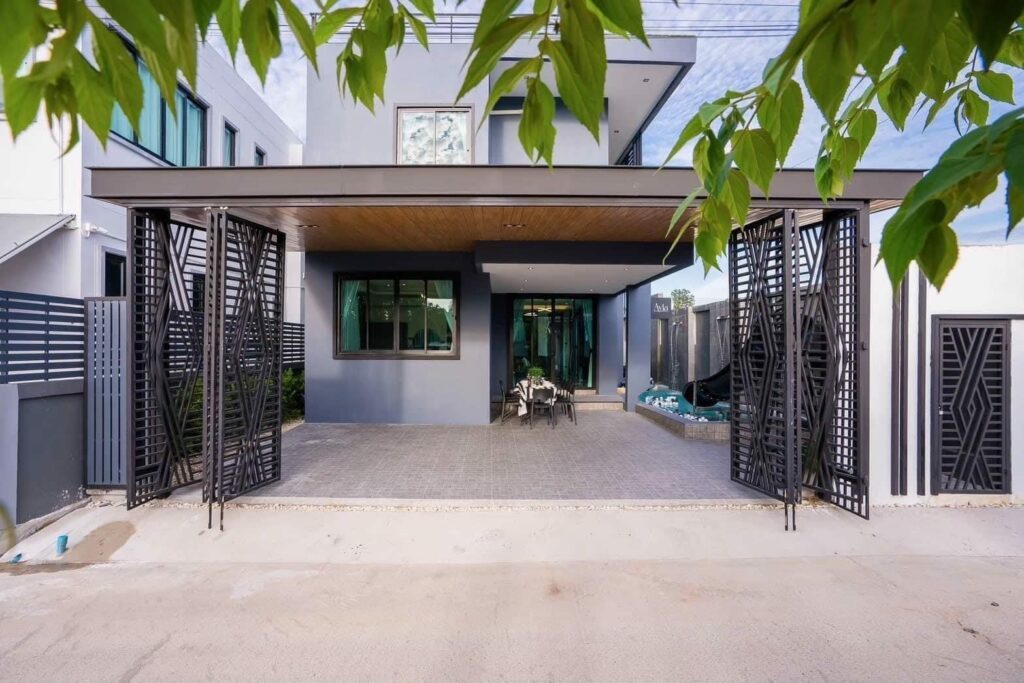 4 Bedroom Pool Villa For Rent Huay Yai Pattaya